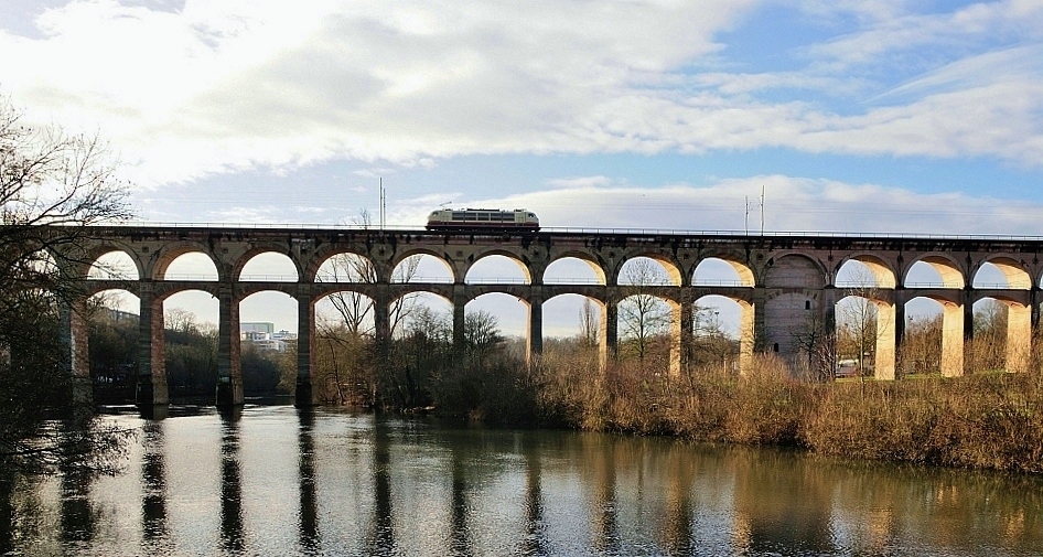 http://fs1.directupload.net/images/150129/z4tzu7o4.jpg