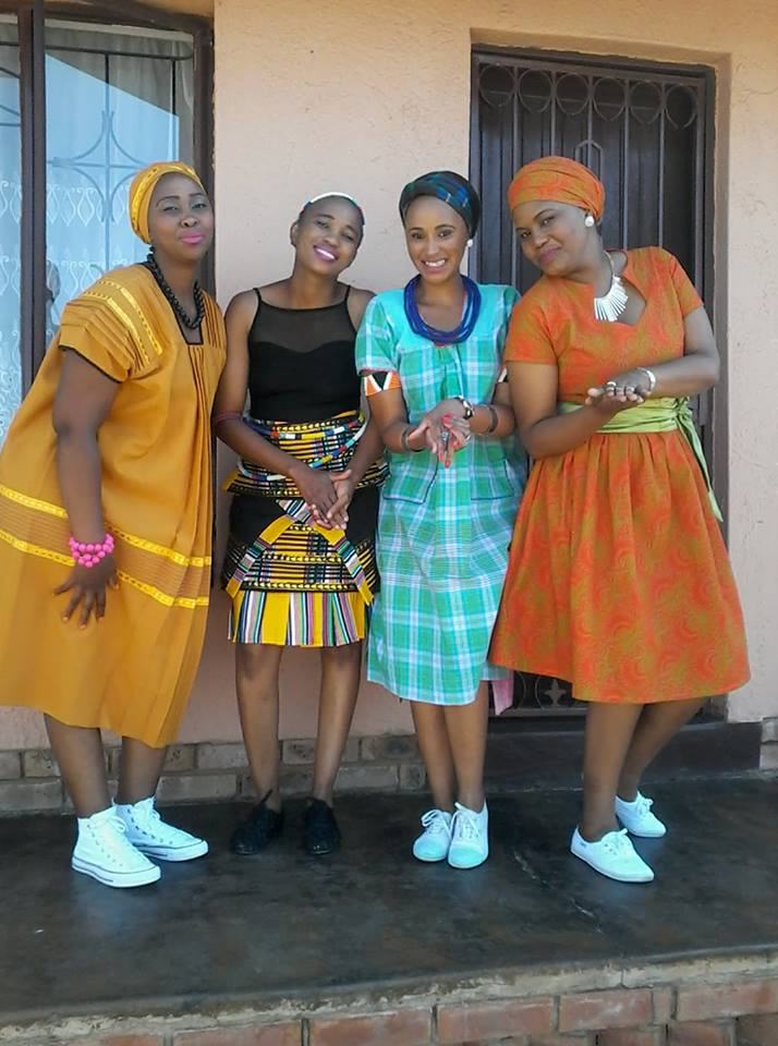 30+TRADITIONAL DRESSES SOUTH AFRICA 2021 - Style2 T