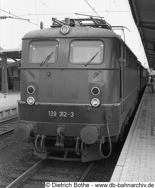 http://fs1.directupload.net/images/user/141226/khw5ybv7.jpg