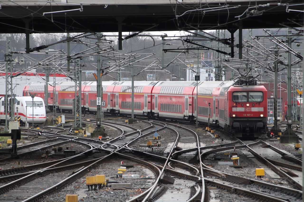 112 167-2 mit RE 70 21016
